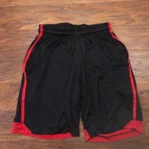 Footlocker basketball shorts